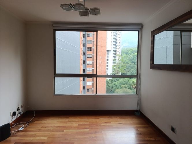 Apartamento de 3 alcobas en arriendo en El Poblado, Medellín, 217 m² · foto 9 de 19