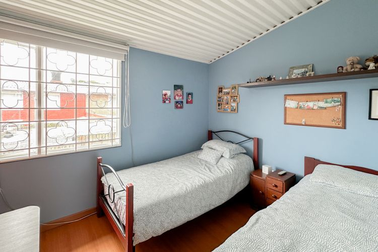 Casa de 3 alcobas en venta en La Esmeralda, Bogotá, 276 m² · foto 10 de 22