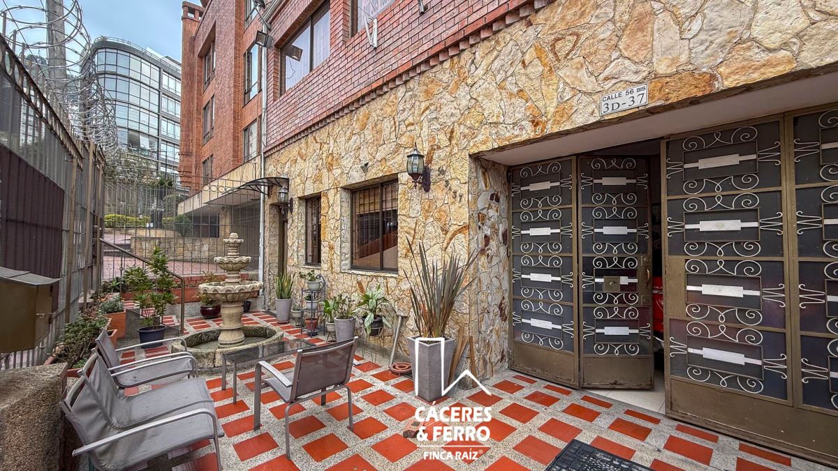 Casa en venta en Chapinero, Bogotá · foto 2 de 14