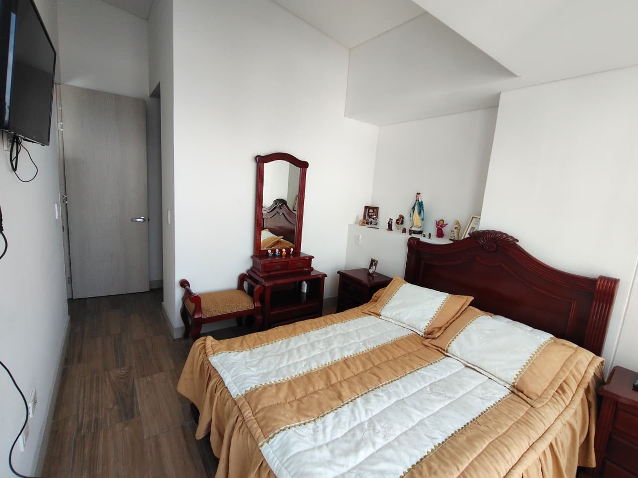 Apartamento en venta en Chipre, Manizales · foto 9 de 13