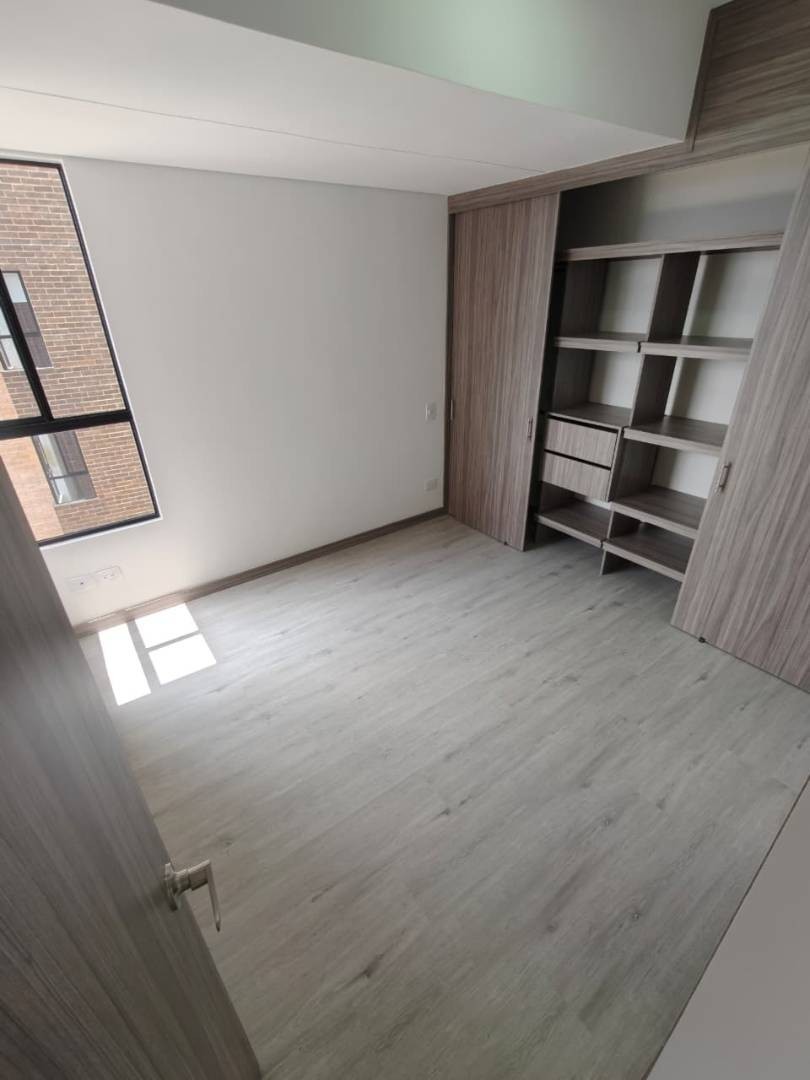 Apartamento en arriendo en Vía Las Palmas, Medellín · foto 4 de 11