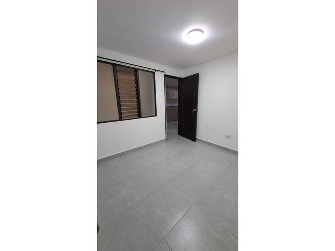 Casa en venta en Suramérica, Itagüí · foto 9 de 17
