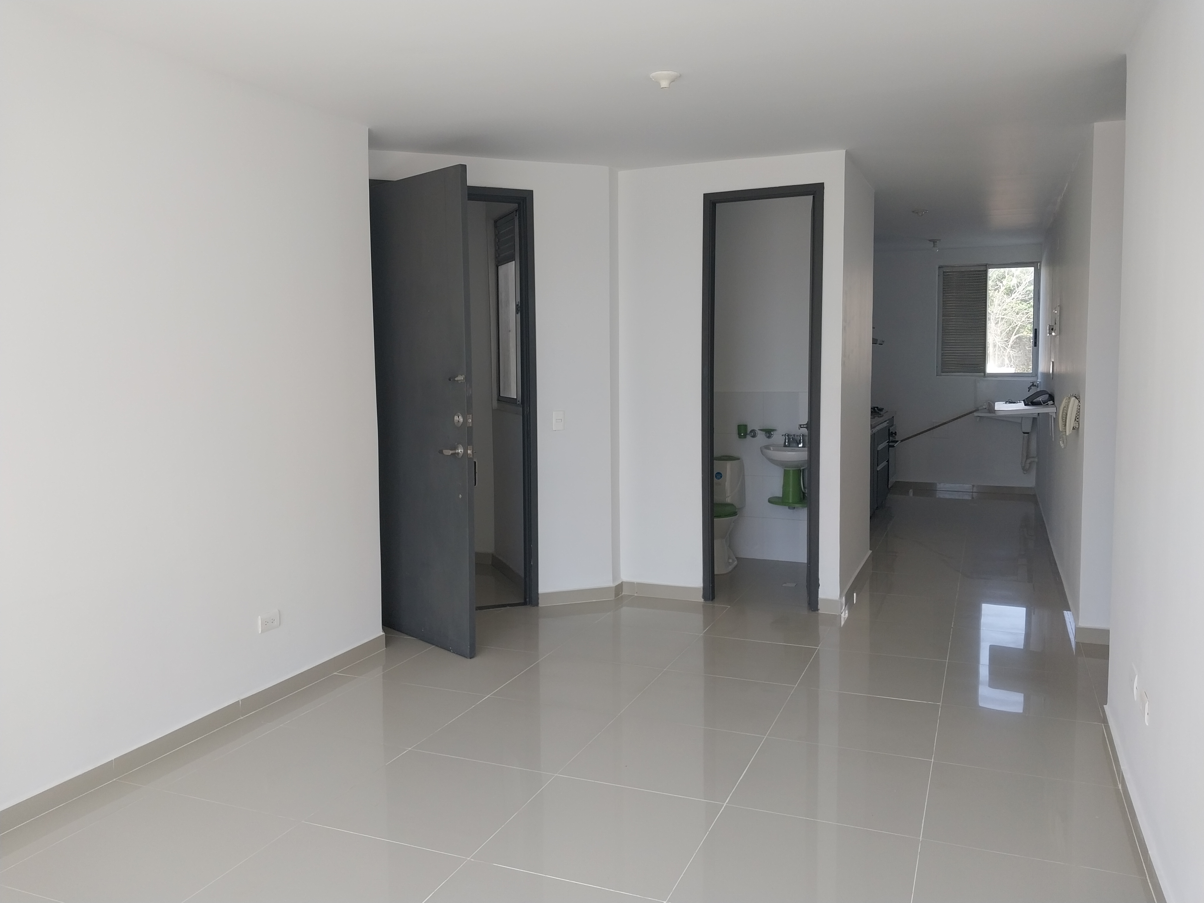 Apartamento en venta en Ciudad Jardin, Barranquilla · foto 2 de 15