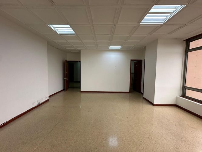 Oficina en arriendo en Sector Plaza De Bolivar, Pereira, 37 m² · foto 3 de 8