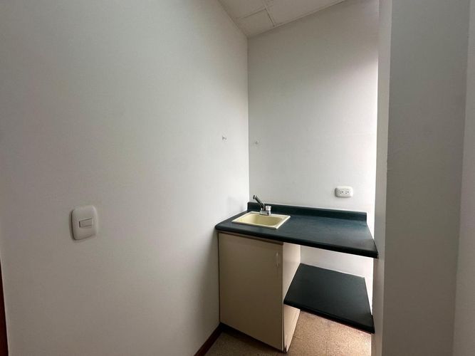 Oficina en arriendo en Sector Plaza De Bolivar, Pereira, 37 m² · foto 8 de 8