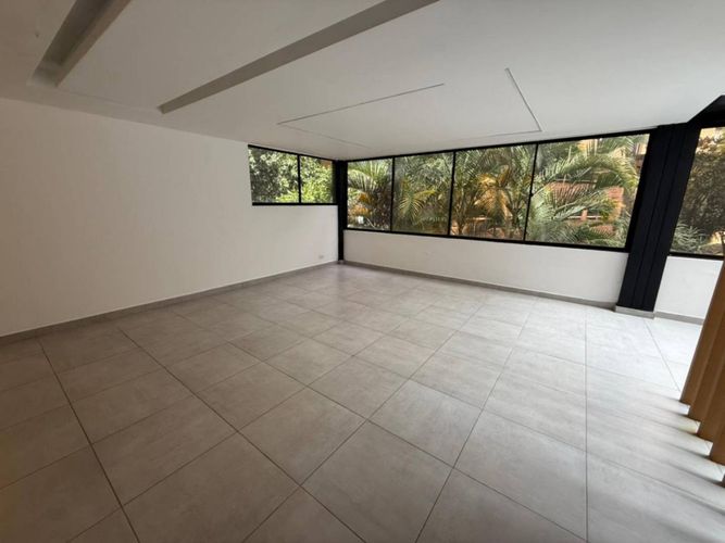Apartamento en venta en El Poblado, Medellín · foto 3 de 24