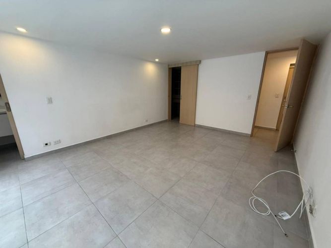 Apartamento en venta en El Poblado, Medellín · foto 18 de 24