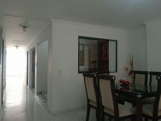 Apartamento de 3 alcobas en arriendo en La America, Medellín, 156 m² · foto 2 de 19