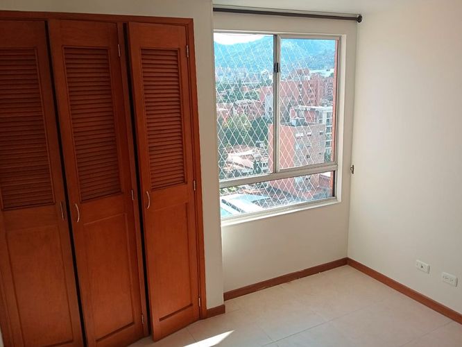 Apartamento de 3 alcobas en arriendo en Laureles, Medellín, 106 m² · foto 14 de 19
