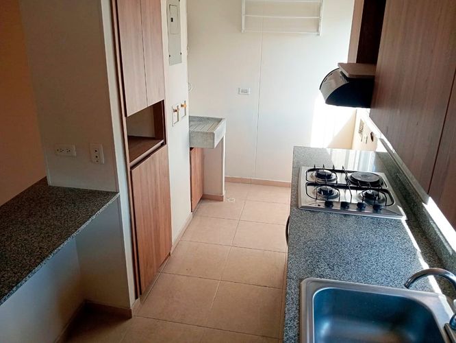 Apartamento de 3 alcobas en arriendo en Laureles, Medellín, 106 m² · foto 9 de 19