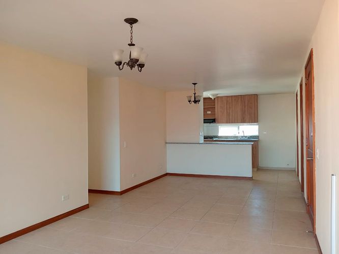 Apartamento de 3 alcobas en arriendo en Laureles, Medellín, 106 m² · foto 2 de 19
