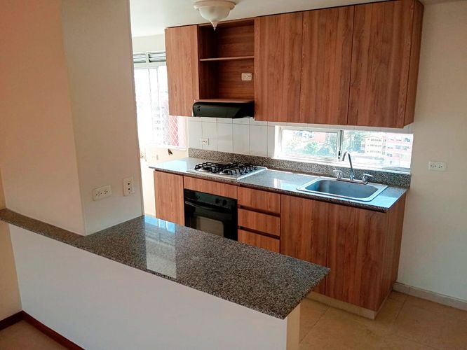Apartamento de 3 alcobas en arriendo en Laureles, Medellín, 106 m² · foto 6 de 19