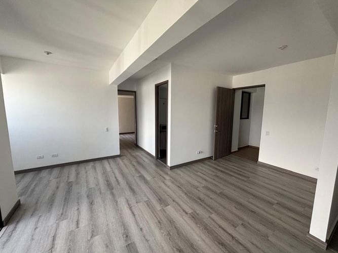 Apartamento de 2 alcobas en venta en Asomadera No.2, Medellín, 60 m² · foto 8 de 20
