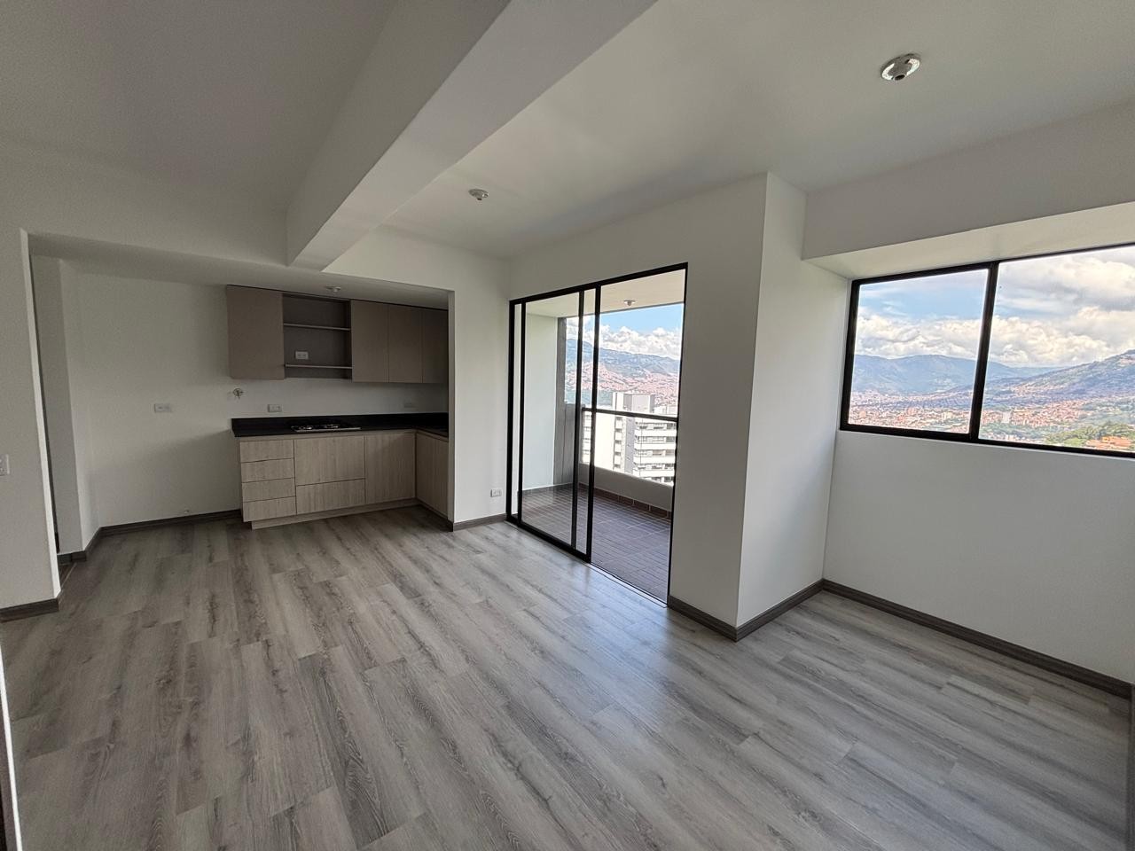 Apartamento en venta en Asomadera no.2, Medellín 5