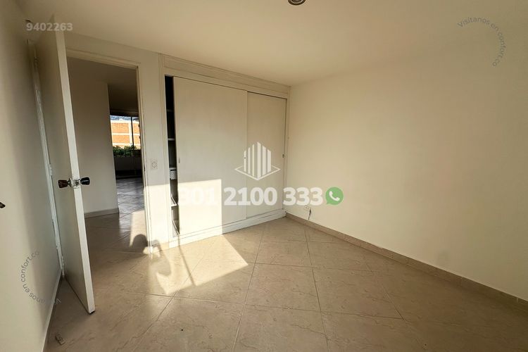 Apartamento de 3 alcobas en arriendo en Laureles, Medellín, 158 m² · foto 16 de 24