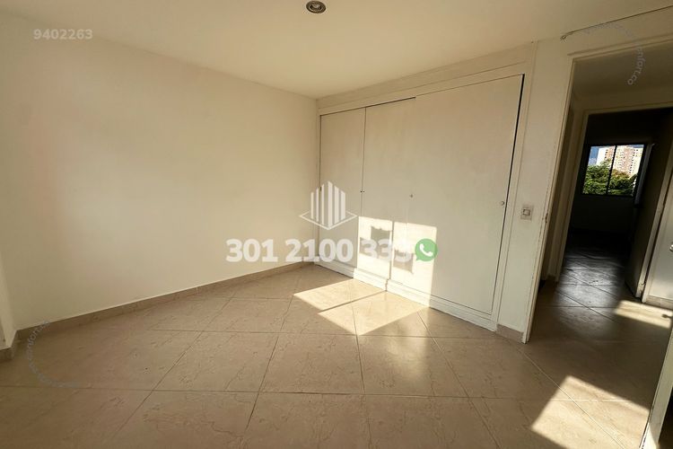 Apartamento de 3 alcobas en arriendo en Laureles, Medellín, 158 m² · foto 18 de 24