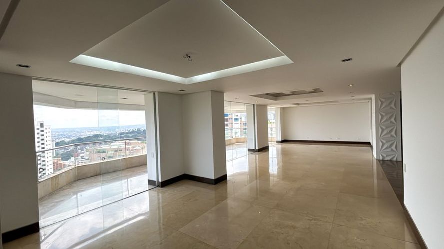 Apartamento de 6 alcobas en venta en Normandia, Cali, 596 m² · foto 3 de 24