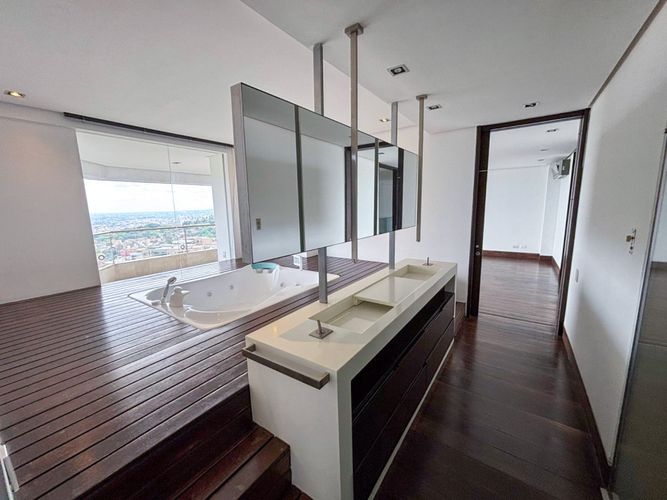 Apartamento de 6 alcobas en venta en Normandia, Cali, 596 m² · foto 8 de 24