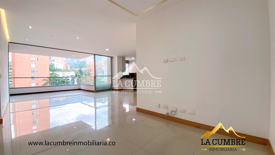 Apartamento de 3 alcobas en arriendo en Los Parra, Medellín, 160 m² · foto 3 de 6