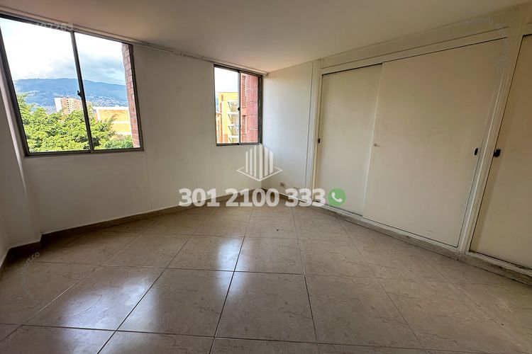 Apartamento de 3 alcobas en arriendo en Laureles, Medellín, 158 m² · foto 21 de 24