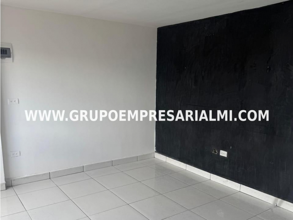 Apartment for sale in Villa hermosa, Medellín 2