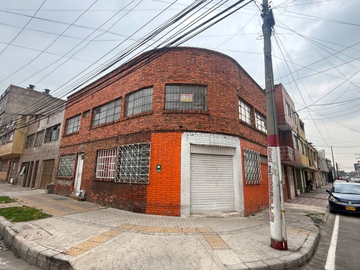 Casa en venta en Luna Park, Bogotá · foto 2 de 13