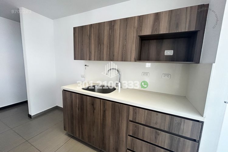 Apartamento de 3 alcobas en arriendo en Loma Del Esmeraldal, Envigado, 100 m² · foto 9 de 24