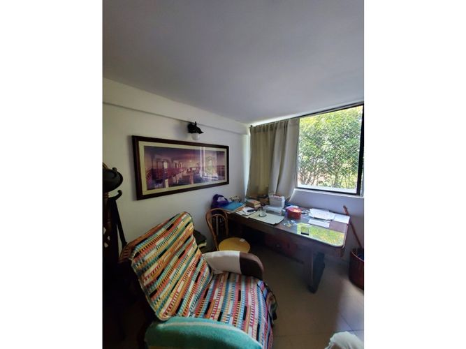Apartamento en venta en El Poblado, Medellín · foto 6 de 13