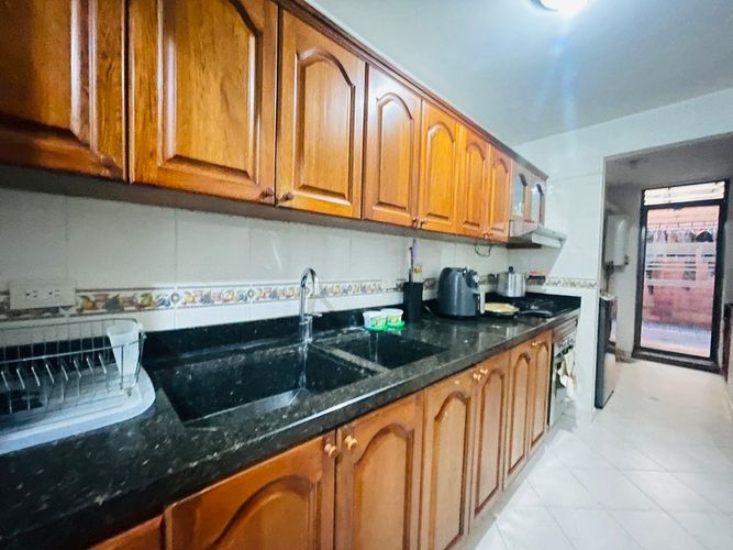 Apartamento de 4 alcobas en venta en El Diamante No. 2, Medellín, 121 m² · foto 5 de 16