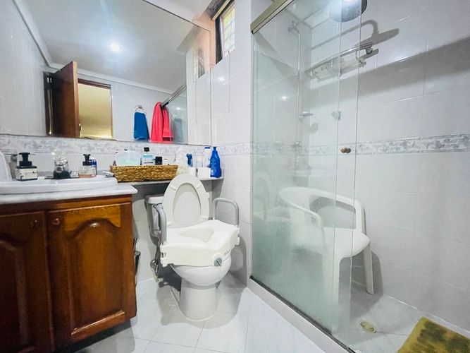 Apartamento de 4 alcobas en venta en El Diamante No. 2, Medellín, 121 m² · foto 9 de 16