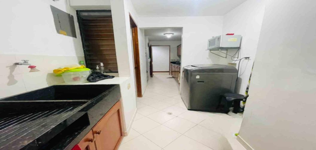 Apartamento de 4 alcobas en venta en El Diamante No. 2, Medellín, 121 m² · foto 12 de 16