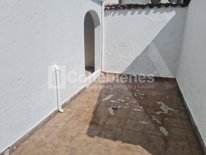 Casa de 3 alcobas en venta en El Tesoro, Medellín, 330 m² · foto 24 de 24