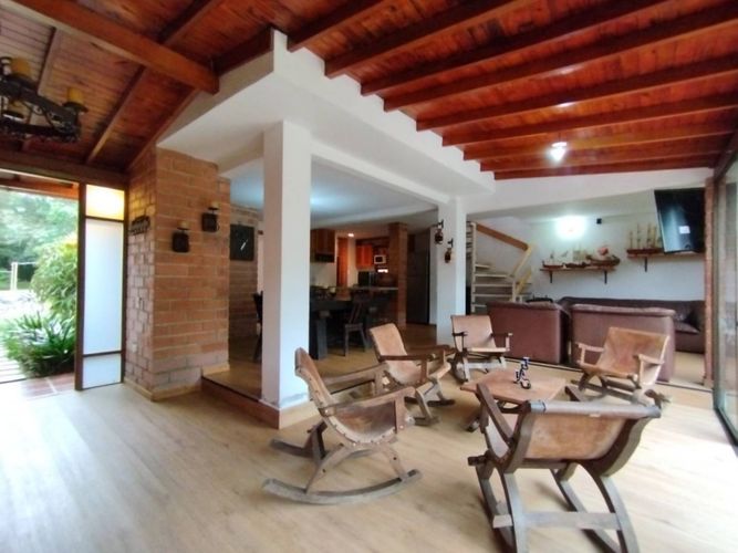 Casa de 4 alcobas en venta en El Carmen, El Retiro, 225 m² · foto 3 de 24