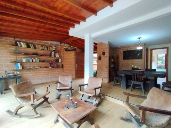 Casa de 4 alcobas en venta en El Carmen, El Retiro, 225 m² · foto 4 de 24