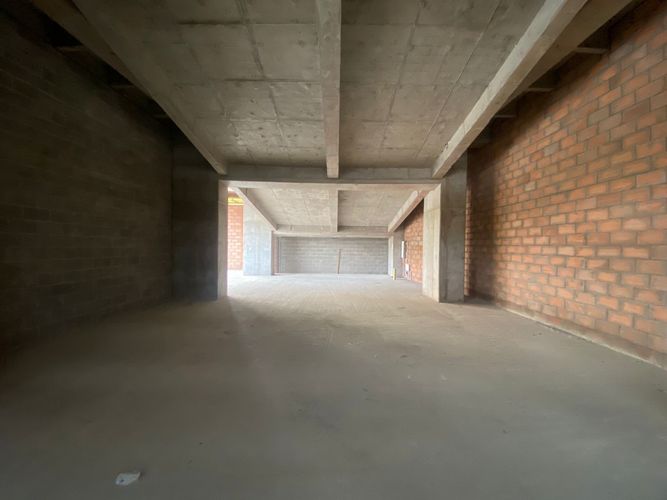 Local en arriendo en El Poblado, Medellín, 166 m² · foto 3 de 7