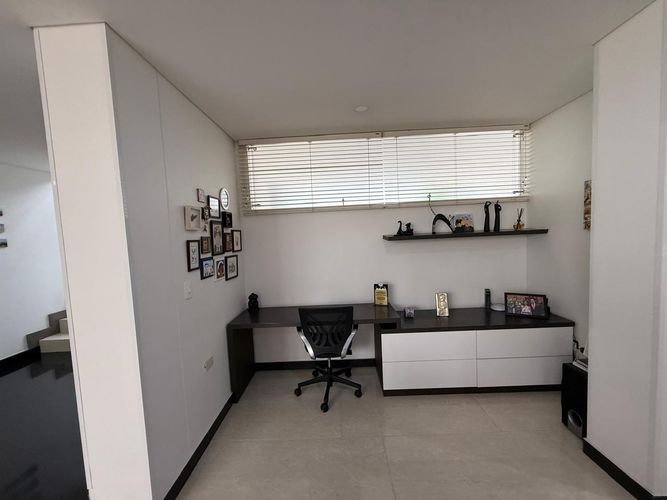 Casa de 4 alcobas en venta en Lagos Del Cacique, Bucaramanga, 225 m² · foto 9 de 16