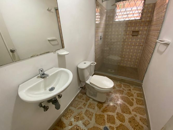 Apartamento de 4 alcobas en arriendo en Laureles, Medellín, 240 m² · foto 4 de 20