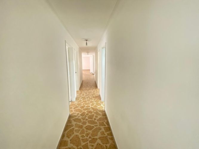 Apartamento de 4 alcobas en arriendo en Laureles, Medellín, 240 m² · foto 5 de 20