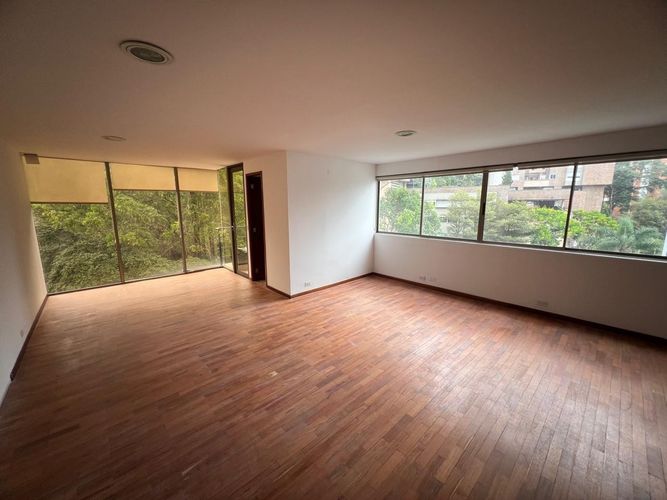 Oficina en arriendo en El Poblado, Medellín, 54 m² · foto 8 de 19