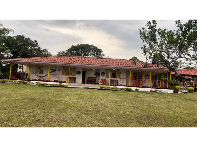 Casa de 4 alcobas en venta en El Caimo, Armenia, 350 m² · foto 20 de 22
