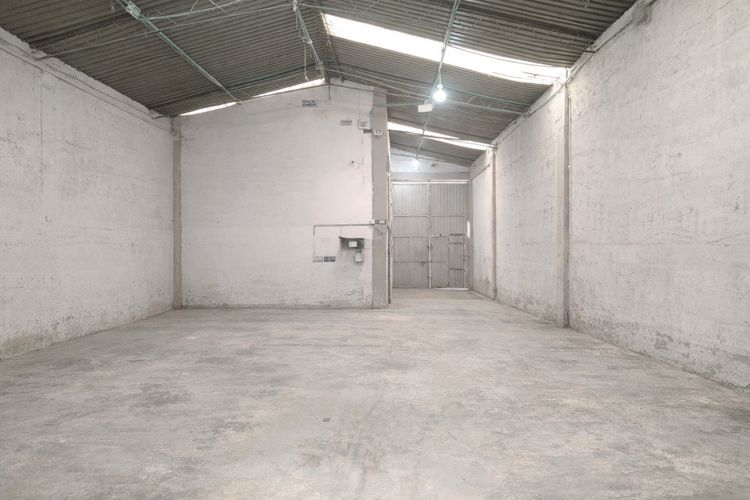 Bodega en venta en Camilo Torres Et. Ii, Soacha, 379 m² · foto 3 de 9
