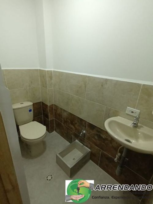 Local en venta en San Isidro, Itagüí, 80 m² · foto 3 de 3
