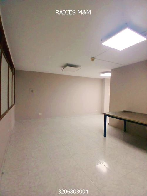 Oficina en venta en Sector Plaza De Bolivar, Pereira, 49 m² · foto 4 de 18