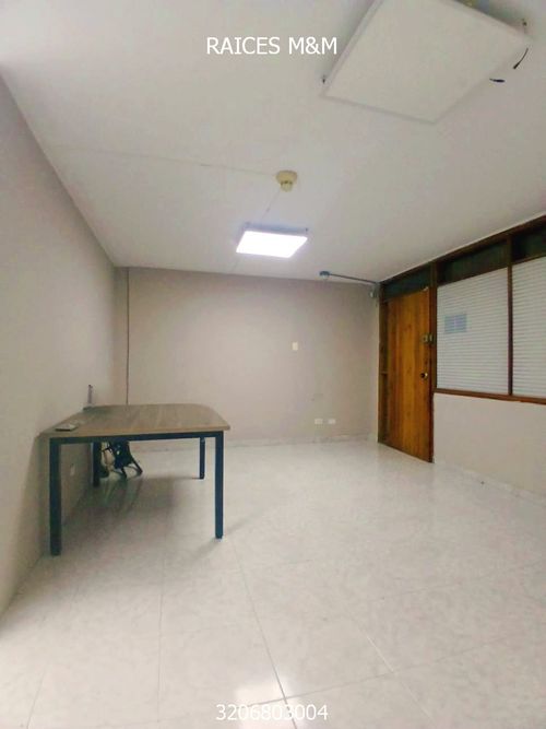 Oficina en venta en Sector Plaza De Bolivar, Pereira, 49 m² · foto 8 de 18