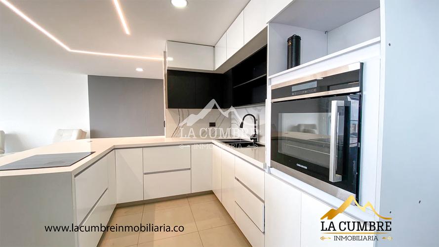 Apartamento de 3 alcobas en arriendo en La Calera, Medellín, 170 m² · foto 3 de 13