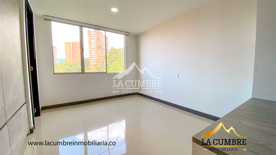 Apartamento de 3 alcobas en arriendo en La Calera, Medellín, 170 m² · foto 6 de 13