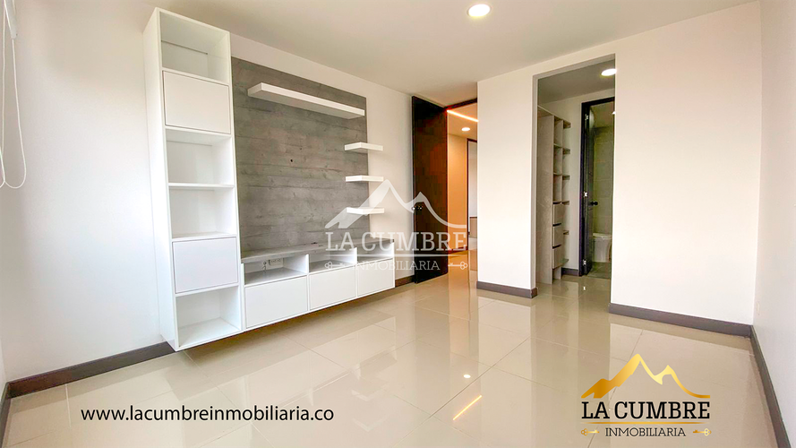 Apartamento de 3 alcobas en arriendo en La Calera, Medellín, 170 m² · foto 10 de 13