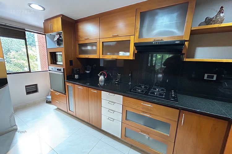 Apartamento de 3 alcobas en arriendo en La Frontera, Medellín, 114 m² · foto 9 de 24