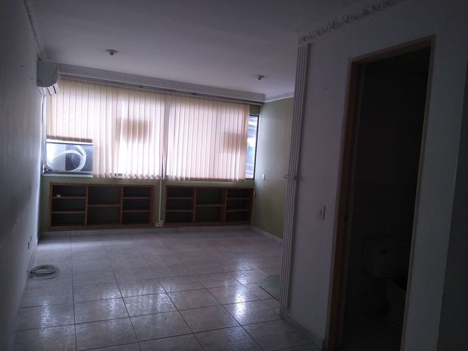Oficina en venta en Centro, Neiva, 23 m² · foto 2 de 2