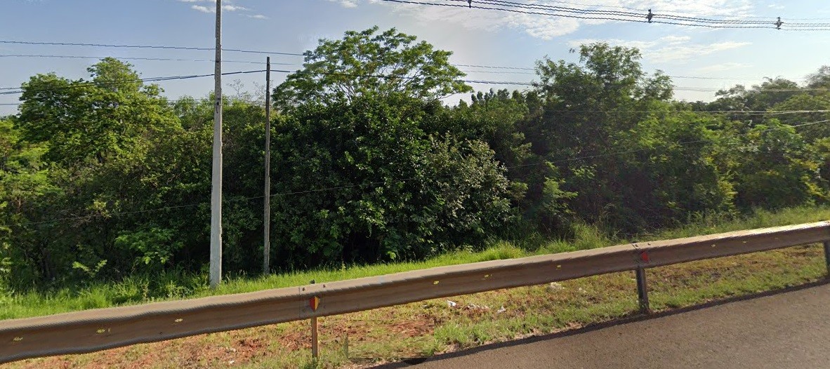 Vendo amplio Terreno sobre la Ruta II a minutos del Centro de Coronel Oviedo